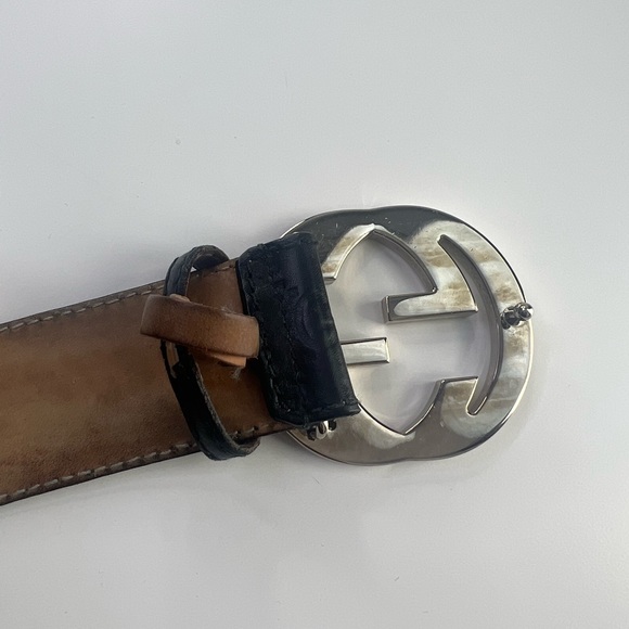 Authentic signature Gucci belt - Picture 4 of 6